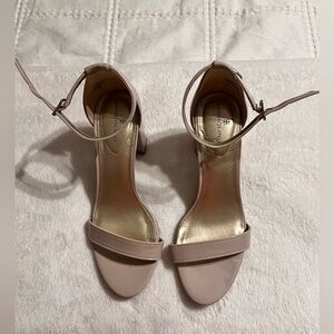 Bandolino Heels